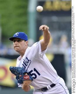 July 21, 2015 - Kansas City, MO, USA - Kansas City Royals pitcher Jason Vargas throws against the Pittsburgh Pirates on Tuesday, July 21, 2015, at Kauffman Stadium in Kansas City, Mo. Pittsburgh at Kansas City - ZUMAm67_