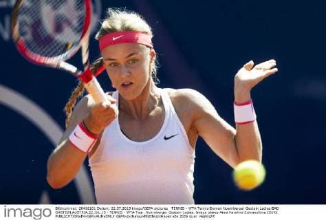 TENNIS - WTA Tennis Damen Nuernberger Gastein Ladies BAD GASTEIN,AUSTRIA,22.JUL.15 - TENNIS - WTA Tour, Nuernberger Gastein Ladies. Image shows Anna Karolina Schmiedlova (SVK). GEPAxpictures xMatthiasxHauer