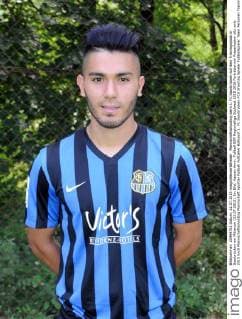 Mannschaftsshooting beim 1. FC Saarbrücken auf dem Trainingsplatz in Saarbrücken am Mittwoch (22.07.2015). Im Bild: Hassan Amin.
