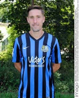 Mannschaftsshooting beim 1. FC Saarbrücken auf dem Trainingsplatz in Saarbrücken am Mittwoch (22.07.2015). Im Bild: Jan Fießer.