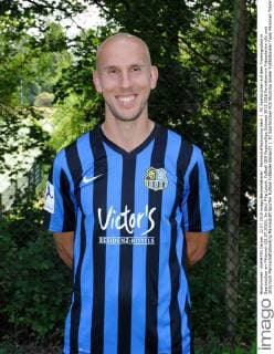 Mannschaftsshooting beim 1. FC Saarbrücken auf dem Trainingsplatz in Saarbrücken am Mittwoch (22.07.2015). Im Bild: Filip Luksik.