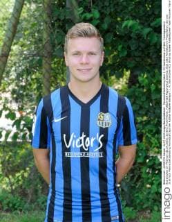 Mannschaftsshooting beim 1. FC Saarbrücken auf dem Trainingsplatz in Saarbrücken am Mittwoch (22.07.2015). Im Bild: André Mandt.