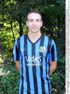 Mannschaftsshooting beim 1. FC Saarbrücken auf dem Trainingsplatz in Saarbrücken am Mittwoch (22.07.2015). Im Bild: Jens Meyer.
