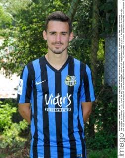 Mannschaftsshooting beim 1. FC Saarbrücken auf dem Trainingsplatz in Saarbrücken am Mittwoch (22.07.2015). Im Bild: Dominik Rohracker.