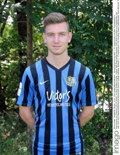 Mannschaftsshooting beim 1. FC Saarbrücken auf dem Trainingsplatz in Saarbrücken am Mittwoch (22.07.2015). Im Bild: Steffen Schäfer.