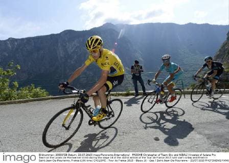 FROOME Christopher of Team Sky and NIBALI Vincenzo of Astana Pro Team on the Lacets de Montvernier climb during the stage 18 of the 102nd edition of the Tour de France 2015 with start in Gap and finish in Saint-Jean-De-Maurienne, France (186 kms) CYCLISME : Tour de France 2015 - Etape 18 - Gap Saint-Jean-De-Maurienne - 23 07 2015 PHOTONEWS PANORAMIC 