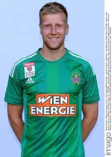 Aktuell Fußball, Österreich, Porträttermin Rapid Wien SOCCER - Rapid, team photo shooting VIENNA,AUSTRIA,03.JUL.15 - SOCCER - tipico Bundesliga, SK Rapid Wien, team photo shooting. Image shows Brian Behrendt (Rapid). Keywords: Wien Energie. GEPAxpictures xChristianxOrt
