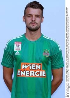 Aktuell Fußball, Österreich, Porträttermin Rapid Wien SOCCER - Rapid, team photo shooting VIENNA,AUSTRIA,03.JUL.15 - SOCCER - tipico Bundesliga, SK Rapid Wien, team photo shooting. Image shows Philipp Prosenik (Rapid). Keywords: Wien Energie. GEPAxpictures xChristianxOrt