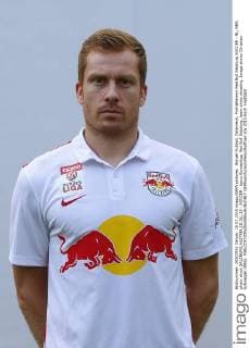 Aktuell Fußball, Österreich, Porträttermin Red Bull Salzburg SOCCER - BL, RBS, photo shoot SALZBURG,AUSTRIA,15.JUL.15 - SOCCER - tipico Bundesliga, Red Bull Salzburg, team photo shooting. Image shows Christian Schwegler (RBS). GEPAxpictures xFelixxRoittner