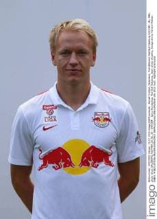 Aktuell Fußball, Österreich, Porträttermin Red Bull Salzburg SOCCER - BL, RBS, photo shoot SALZBURG,AUSTRIA,15.JUL.15 - SOCCER - tipico Bundesliga, Red Bull Salzburg, team photo shooting. Image shows Havard Nielsen (RBS). GEPAxpictures xFelixxRoittner