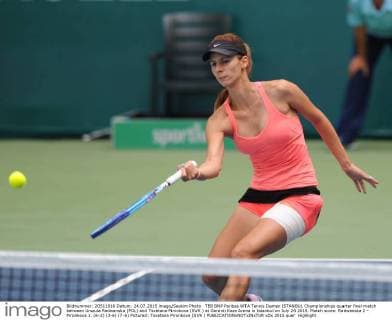 TEB BNP Paribas WTA Tennis Damen ISTANBUL Championships quarter final match between Urszula Radwanska (POL) and Tsvetana Pironkova (SVK ) at Garanti Koza Arena in Istanbul on July 24 2015. Match score: Radwanska 2 - Pironkova 1. (6-2) (3-6) (7-6) Pictured: Tsvetana Pironkova (SVK ) 