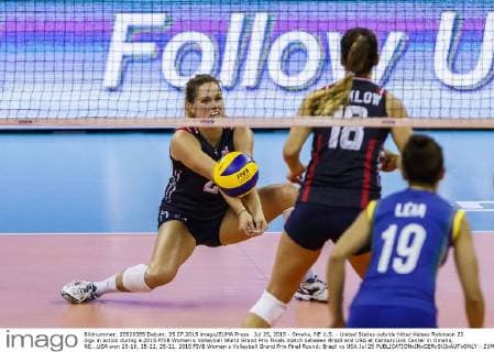 Jul 25, 2015 - Omaha, NE U.S. - United States outside hitter Kelsey Robinson 23 digs in action during a 2015 FIVB Women s Volleyball World Grand Prix Finals match between Brazil and USA at CenturyLink Center in Omaha, NE...USA won 25-16, 25-22, 25-21. 2015 FIVB Women s Volleyball Grand Prix Final Round: Brazil vs USA Jul 25 - ZUMAc04_