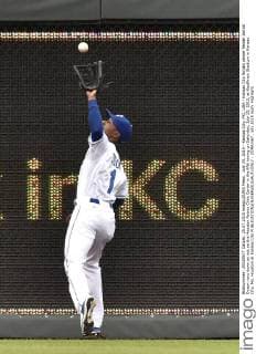 July 25, 2015 - Kansas City, MO, USA - Kansas City Royals center fielder Jarrod Dyson runs down an out on the Houston Astros Chris Carter in the fifth inning on Saturday, July 25, 2015, at Kauffman Stadium in Kansas City, Mo. Houston at Kansas City - ZUMAm67_
