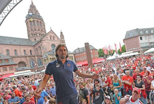 26.07.2015, xjhx, Fussball 1.Bundesliga, FSV Mainz 05 Saisoneröffnungsfeier, emspor v.l. Trainer Martin Schmidt (FSV Mainz 05)