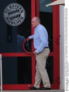 27.07.2015,FC Bayern Training, Säbenerstrasse, Fussball 27.07.2015,FCB Training Säbener Strasse München, im Bild: Uli Hoeness (FCB)