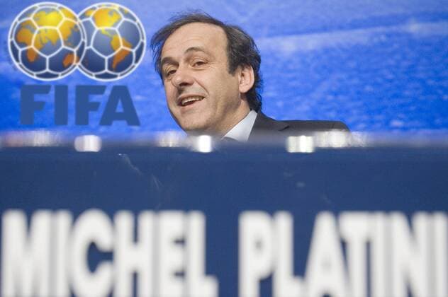 Michel Platini will Nachfolger von Joseph Blatter werden. Nachdem ihn etliche Verbände darum gebeten hatten, verkündete der Franzose seine Kandidatur für das Amt des Fifa-Präsidenten.FOTOMONTAGE.Archivfoto: Michael PLATINI, Mitglied der UEFA-Exekutive, waehrend des 31. Ordentlichen UEFA-Kongress in Duesseldorf 26.01.2007