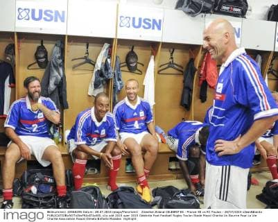 Zinedine Zidane CELEBRITES : France 98 vs RC Toulon - 28 07 2015 xJeanBibardx 