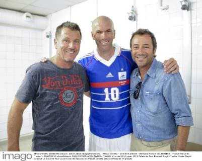 Pascal Olmeta - Zinedine Zidane - Bernard Montiel CELEBRITES : France 98 vs RC Toulon - 28 07 2015 xJeanBibardx 
