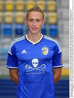 GER, Regionalliga Nordost, FC Carl Zeiss Jena - Mannschaftsfototermin 30.07.15, Jena, Ernst-Abbe-Sportfeld, GER, NOFV, Regionalliga Nordost, Saison 2015 2016, FC Carl Zeiss Jena - Mannschaftsfototermin im Bild: Mergim Vojvoda