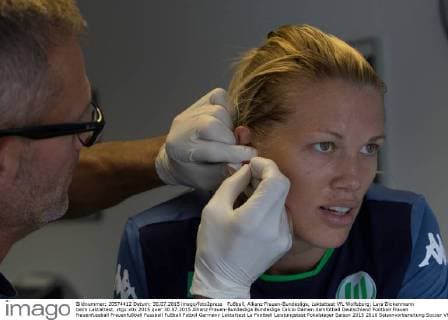 Fußball, Allianz Frauen-Bundesliga, Laktattest VfL Wolfsburg; Lara Dickenmann beim Laktattest. xtgx
