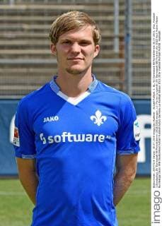 Aktuell Fußball, 1. BL, SV Darmstadt 98 Porträttermin 30.07.2015, xfux, Fussball 1.Bundesliga, SV Darmstadt 98 Porträttermin 2015 2016 emspor, v.l. Florian Jungwirth (SV Darmstadt 98) Portrait