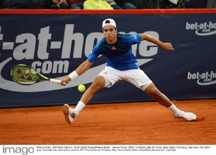 Jaume Munar (ESP) in Aktion. Bet-At-Home Open 2015, Hamburg, Germany