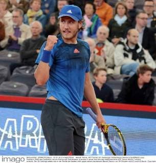 Aktuell Tennis, ATP Turnier am Hamburger Rothenbaum Hamburg Qualifikant Lucas Pouille(im Bild) aus Frankreich hat am Hamburger Rothenbaum erstmals in seiner Karriere das Halbfinale eines ATP Tennis Herren Turniers erreicht. Der 21-Jaehrige setzte sich in der Runde der letzten Acht gegen seinen Landsmann Benoit Paire in nur 54 Minuten mit 6:3 und 6:2 durch. Copyright: Thiersch Eibner-Pressefoto EP_cth