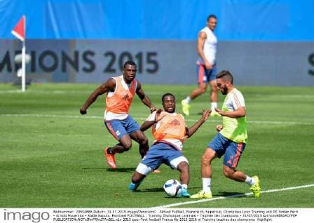 Aktuell Fußball, Frankreich, Supercup, Olympique Lyon Training und PK Jordan Ferri - Arnold Mvuemba - Stade Saputo, Montreal FOOTBALL : Training Olympique Lyonnais - Trophee des champions - 31 07 2015 AnthonyBIBARD FEP 