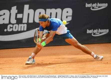 Rafael Nadal (ESP) in Aktion. Bet-At-Home Open 2015, Hamburg, Germany