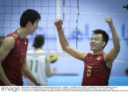 (150804) -- ESTONIA, Aug. 3, 2015 -- Cui Jianjun (R) of China celebrates scoring during their match against Australia at the 18th Asian Men s Volleyball Championship at Azadi Stadium in Tehran, Iran, on Aug. 3, 2015. China won 3-0. ) (SP)IRAN-TEHRAN-VOLLEYBALL-CHINA VS AUSTRALIA AhmadxHalabisaz 