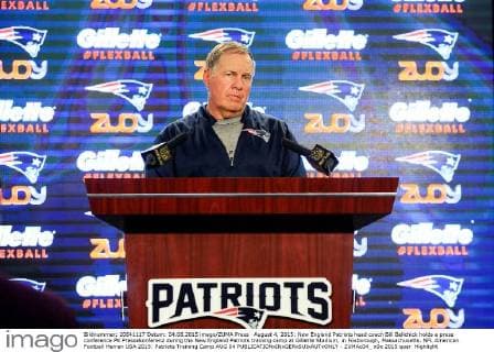 August 4, 2015: New England Patriots head coach Bill Belichick holds a press conference PK Pressekonferenz during the New England Patriots training camp at Gillette Stadium, in Foxborough, Massachusetts. NFL American Football Herren USA 2015: Patriots Training Camp AUG 04 - ZUMAc04_