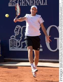Dominic Thiem (AUT) Tennis - Generali-Kitzbuehel-Open2015 - ATP Tennis Herren 250 - Kitzbuehler Tennis Club - Kitzbuehel - Tirol - Oesterreich - 6 August 2015. Juergen Hasenkopf