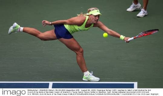 August 06, 2015: Angelique Kerber (GER) reaches to return a ball during the 2nd round of the Bank of the West Classic at Stanford s Taube Family Tennis Center in Stanford, Calif. Kerber defeated Ana Konjuh (CRO) 6-4 and 6-3. TENNIS: AUG 06 Bank of the West Classic Icon15080601512 EDITORIAL USE ONLY