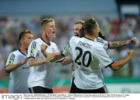 Spiesen-Elversberg 1:0 fuer Elversberg durch Kevin Maek (SV Elversberg-5), Jubel, Freude, 07.08.15, SV 07 Elversberg vs FC Augsburg, DFB Pokal, 1. Hauptrunde, Copyright: Franz Eibner-Pressefoto EP_PFZ