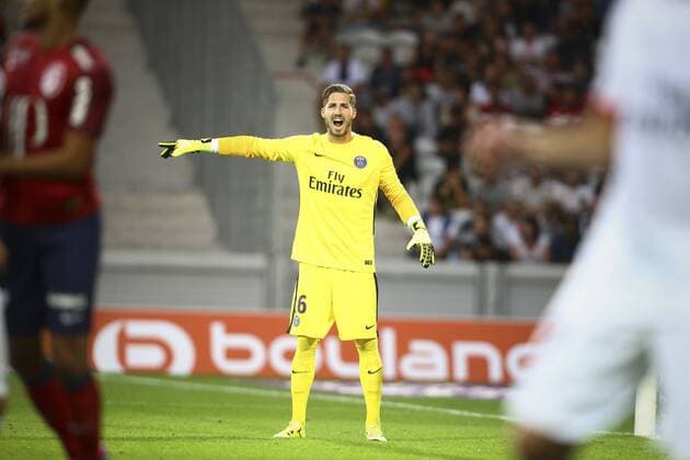 Kevin Trapp (PSG) - Fussball Frankreich, Ligue 1, OSC Lille vs. Paris Saint Germain PSG - 07 08 2015 GwendolineLeGoff Panoramic 