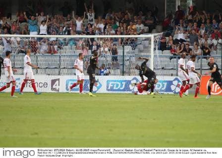(Auxerre) Gaetan Courtet Fussball Frankreich, Coupe de la Ligue, AJ Auxerre vs. Red Star FC - 11 08 2015 StephanieGrossetete Panoramic 
