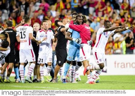Riffi Mandanda (Ajaccio) Fussball Frankreich, Coupe de la Ligue, RC Lens vs. AC Ajaccio - 11 08 2015 JBAutissier Panoramic 