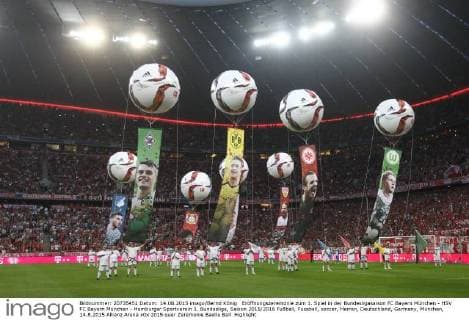Eröffnungszeremonie zum 1. Spiel in der Bundesligasaison FC Bayern München - HSV FC Bayern München - Hamburger Sportverein 1. Bundesliga, Saison 2015 2016 Fußball, Fussball, soccer, Herren, Deutschland, Germany, München, 14.8.2015 Allianz Arena