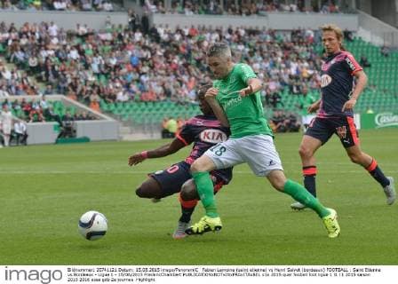 Fabien Lemoine (saint etienne) vs Henri Saivet (bordeaux) FOOTBALL : Saint Etienne vs Bordeaux - Ligue 1 - 15 08 2015 FredericChambert 