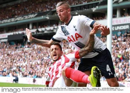 Tottenham Hotspur v Stoke City . . London, UK . . 15.08.2015 Joselu (SC) is brought down by Toby Alderweireld (TH) for the penalty kick which Stoke scored to make it 2-1 
