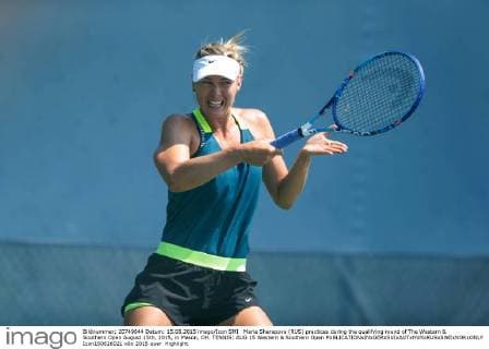Maria Sharapova (RUS) practices during the qualifying round of The Western & Southern Open August 15th, 2015, in Mason, OH. TENNIS: AUG 15 Western & Southern Open Icon150816021 EDITORIAL USE ONLY