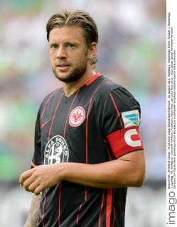 16. August 2015: Wolfsburg, Volkswagen Arena: Fussball 1. Bundesliga, 1. Spieltag: VfL Wolfsburg - Eintracht Frankfurt: Frankfurts Marco Russ.