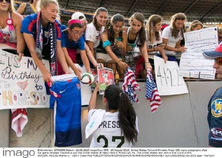 16 August 2015: United States Forward Christen Press (23) signs autographs after the game between Costa Rica and the United States at Heinz Field in Pittsburgh, Pa. The United States won with a final score of 8-0. SOCCER: AUG 16 Women s - USA v Costa Rica Icon1508166632 EDITORIAL USE ONLY