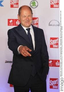 Bürgermeister Olaf Scholz Verleihung des Sport BILD-Award 2015 in der Fischauktionshalle im Hamburg Hamburg 17. 08. 2015 Hamburg