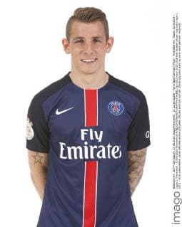21 Lucas DIGNE - Paris Saint Germain (PSG) - Porträttermin, Studio 2015 2016 - Ligue 1, Frankreich - 17 08 2015 PanoramicX 