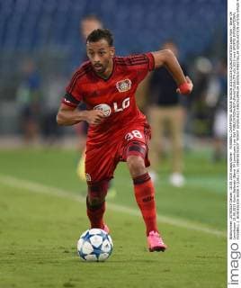 FUSSBALL CHAMPIONS LEAGUE SAISON 2015 2016 QUALIFIKATION Lazio Rom - Bayer 04 Leverkusen 18.08.2015 Karim Bellarabi (Bayer 04 Leverkusen) am Ball 