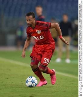 FUSSBALL CHAMPIONS LEAGUE SAISON 2015 2016 QUALIFIKATION Lazio Rom - Bayer 04 Leverkusen 18.08.2015 Karim Bellarabi (Bayer 04 Leverkusen) am Ball 