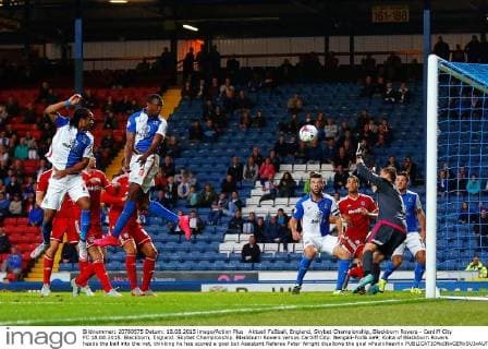 Aktuell FuÃŸball, England, Skybet Championship, Blackburn Rovers - Cardiff City FC 18.08.2015. Blackburn, England. Skybet Championship. Blackburn Rovers versus Cardiff City. Bengali-Fod& xe9; Koita of Blackburn Rovers heads the ball into the net, thinking he has scored a goal but Assistant Referee Peter Wright disallows the goal xPaulxKeevilx  ActionPlus11650784