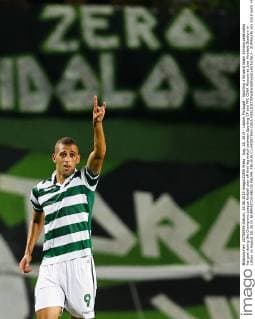 Aug. 18, 2015 - Lisbon, Portugal - Sporting s forward Islam Slimani celebrates his goal during the Champions League football play-off first leg match between Sporting CP and PFC CSKA Moscow at Jose Alvalade Stadium in Lisbon on August 18, 2015. NURPHOTO CARLOS PALMA. FBL-EUR-C1-SPORTING-CSKA  - ZUMAn230
