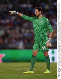 FUSSBALL CHAMPIONS LEAGUE SAISON 2015 2016 QUALIFIKATION Lazio Rom - Bayer 04 Leverkusen 18.08.2015 Torwart Etrit Berisha (Lazio Rom) 